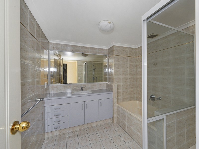 27/41A ‘Mariners Village’ Broadwater Street, Runaway Bay QLD 4216