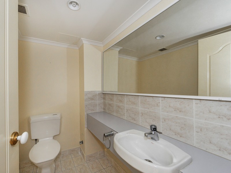 27/41A ‘Mariners Village’ Broadwater Street, Runaway Bay QLD 4216