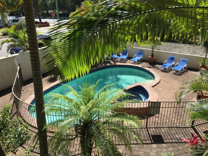 7/18 First Ave, Broadbeach QLD 4218