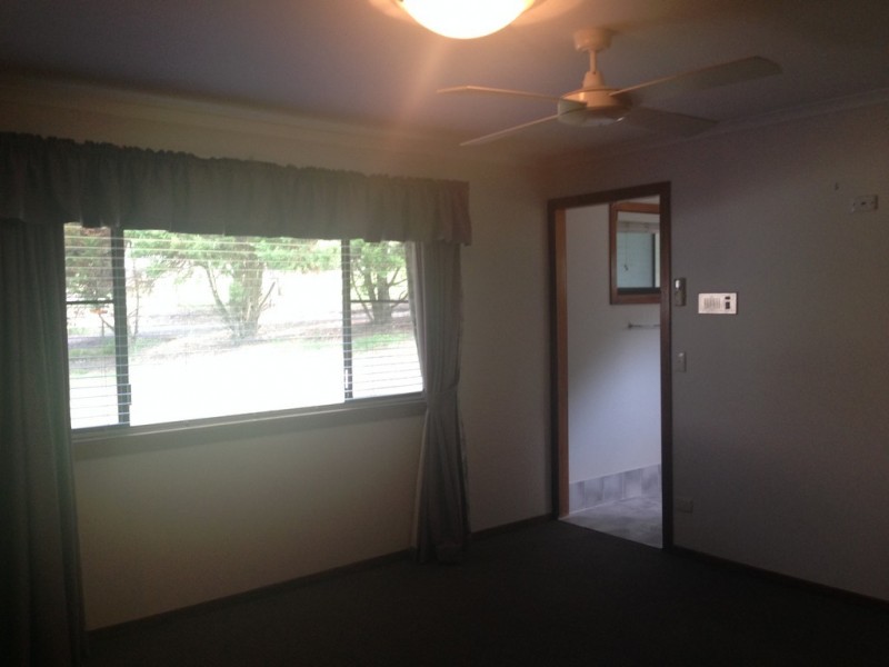 11B Warra Court, Mudgeeraba QLD 4213