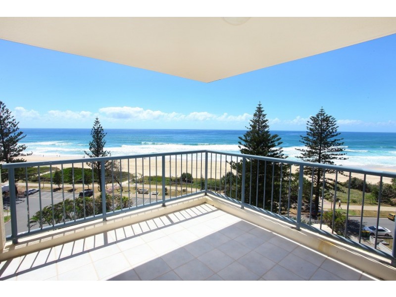 37 ‘Oceana on Broadbeach’ 100 Old Burleigh Road, Broadbeach QLD 4218