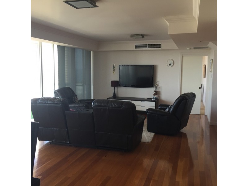 32/20 Queensland, Broadbeach QLD 4218