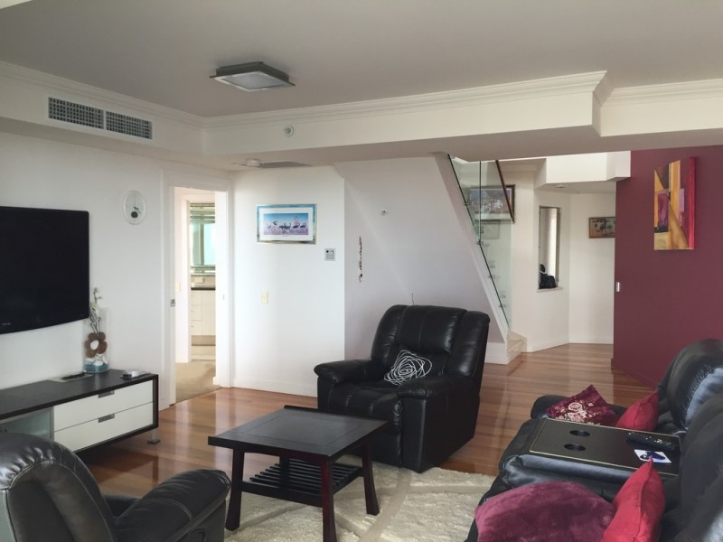 32/20 Queensland, Broadbeach QLD 4218