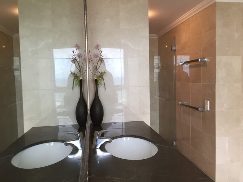 32/20 Queensland, Broadbeach QLD 4218