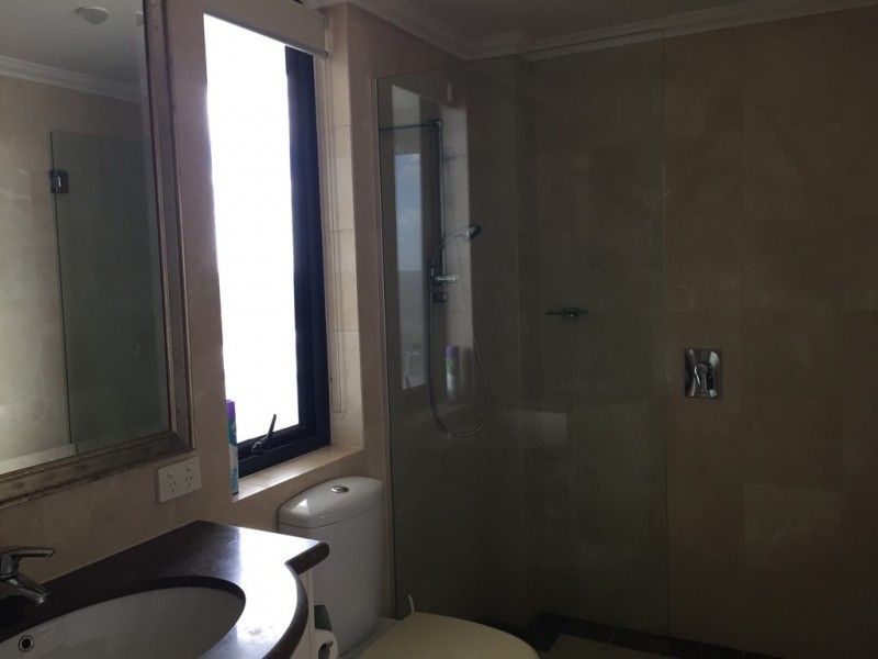 32/20 Queensland, Broadbeach QLD 4218