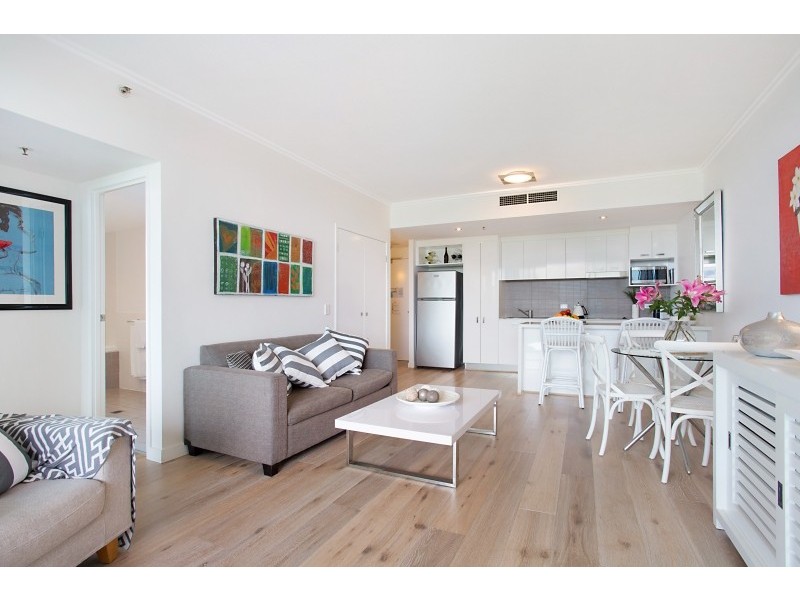 2410 ‘Freshwater Point’ 33 T E Peters Drive, Broadbeach Waters QLD 4218