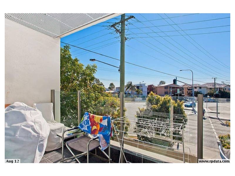 8/18-20 Rose Street, Southport QLD 4215