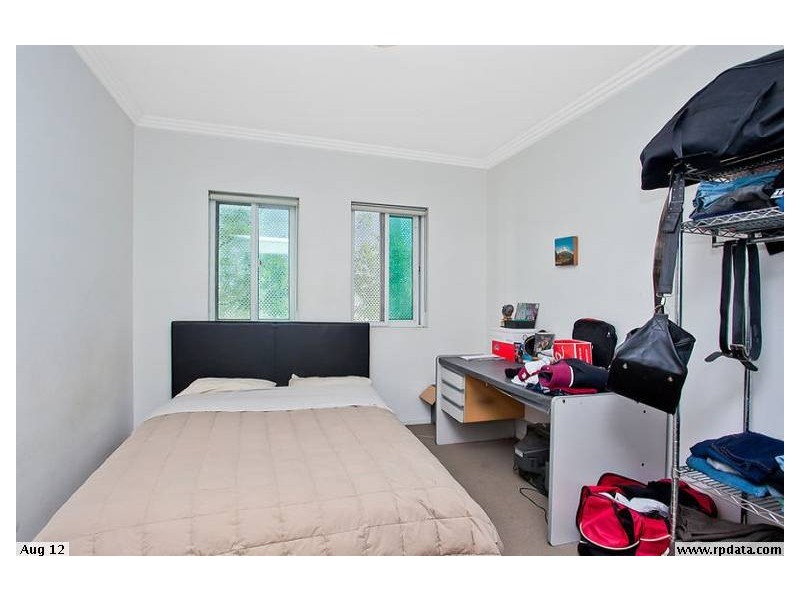 8/18-20 Rose Street, Southport QLD 4215