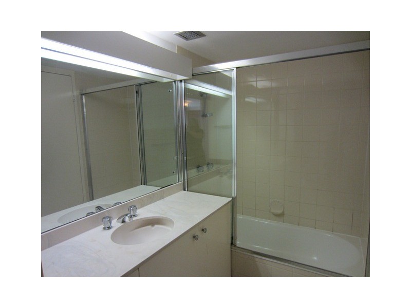 5G/50 Old Burleigh Rd, Broadbeach QLD 4218