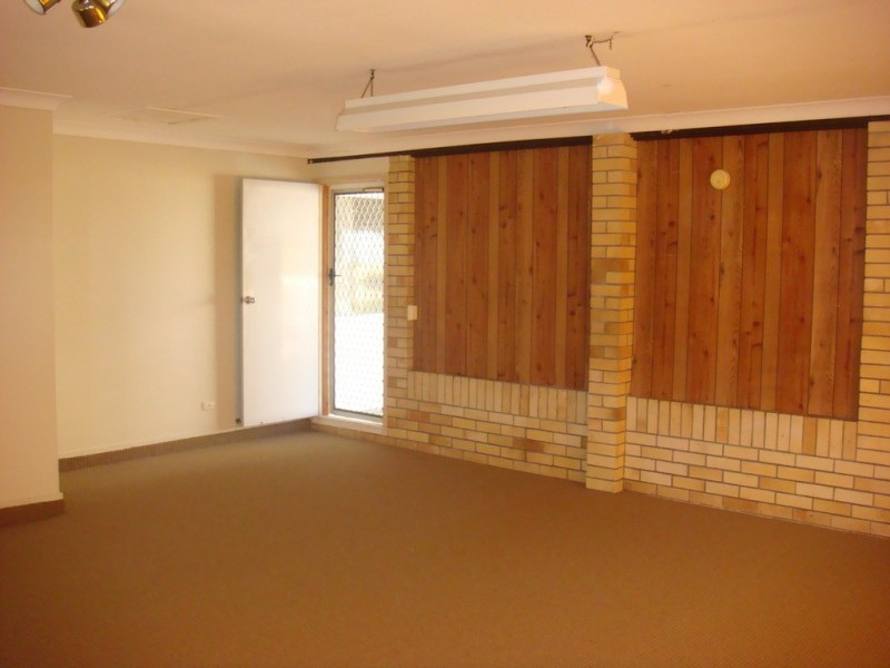 47 Rumrunner St, Mermaid Waters QLD 4218