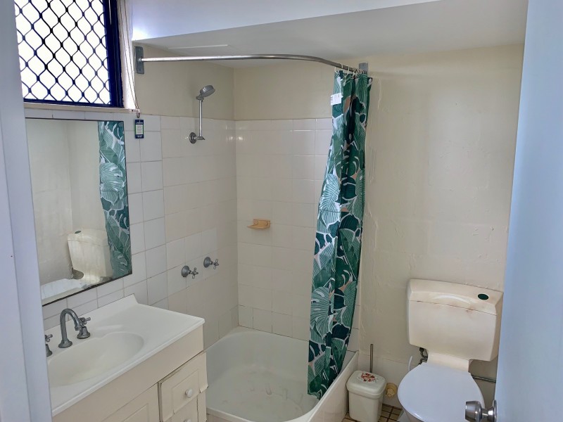 21/2877 Gold Coast Hwy, Surfers Paradise QLD 4217