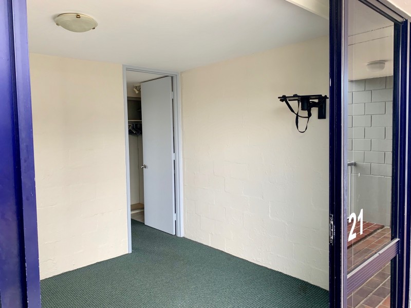 21/2877 Gold Coast Hwy, Surfers Paradise QLD 4217