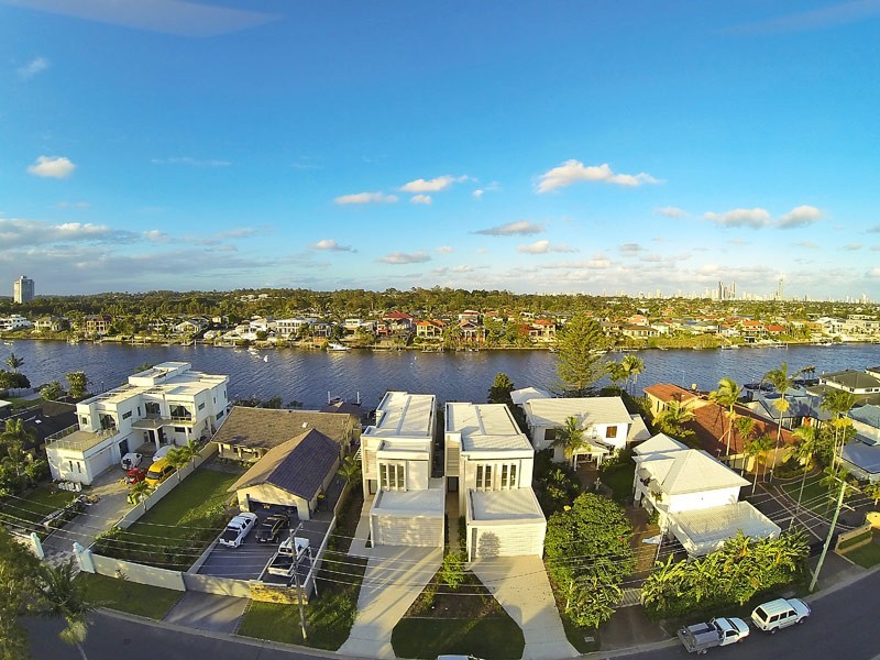 14 Garden Grove, Carrara QLD 4211