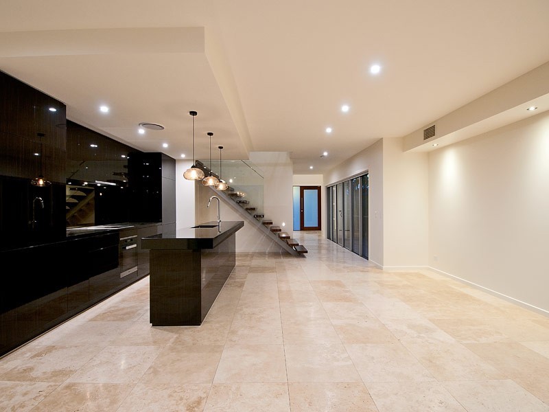 14 Garden Grove, Carrara QLD 4211