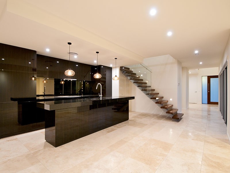 14 Garden Grove, Carrara QLD 4211