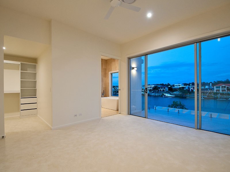 14 Garden Grove, Carrara QLD 4211