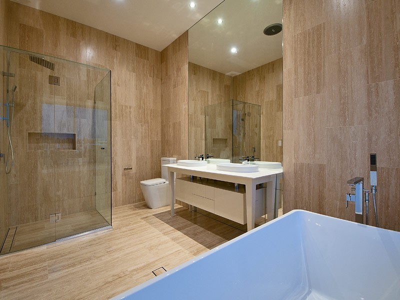 14 Garden Grove, Carrara QLD 4211