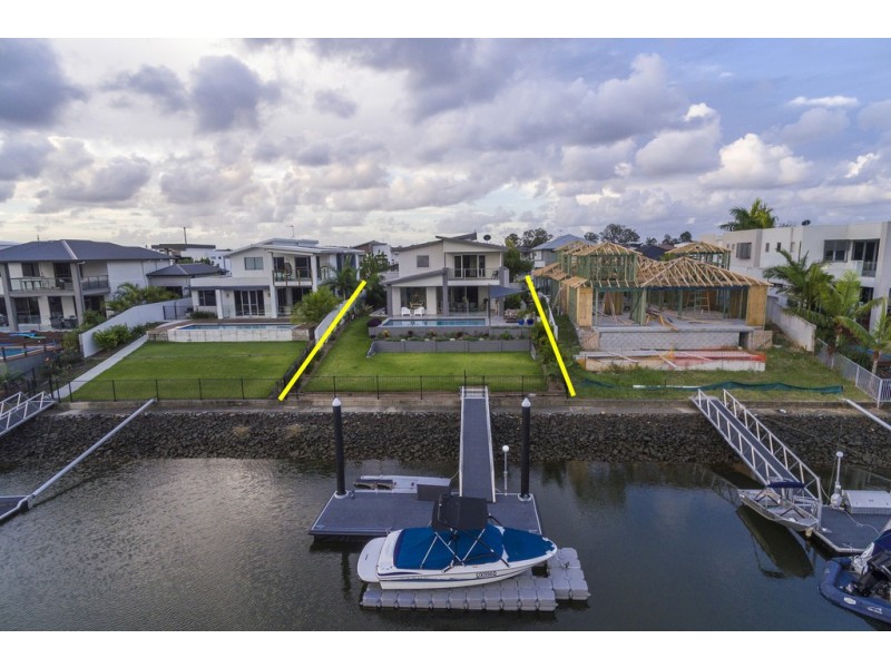18 Quayside Drive, Helensvale QLD 4212