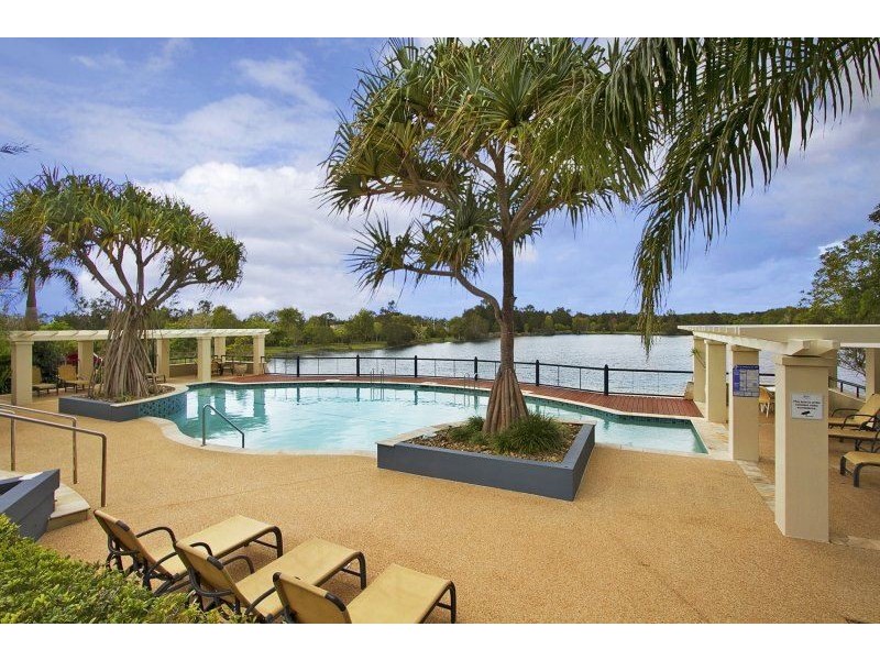 1002/1 The Cove Crescent, Carrara QLD 4211
