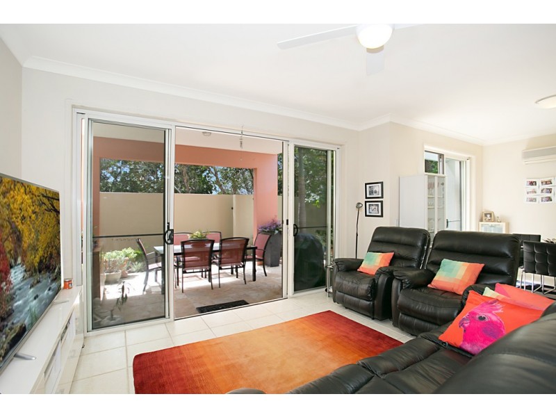 1002/1 The Cove Crescent, Carrara QLD 4211
