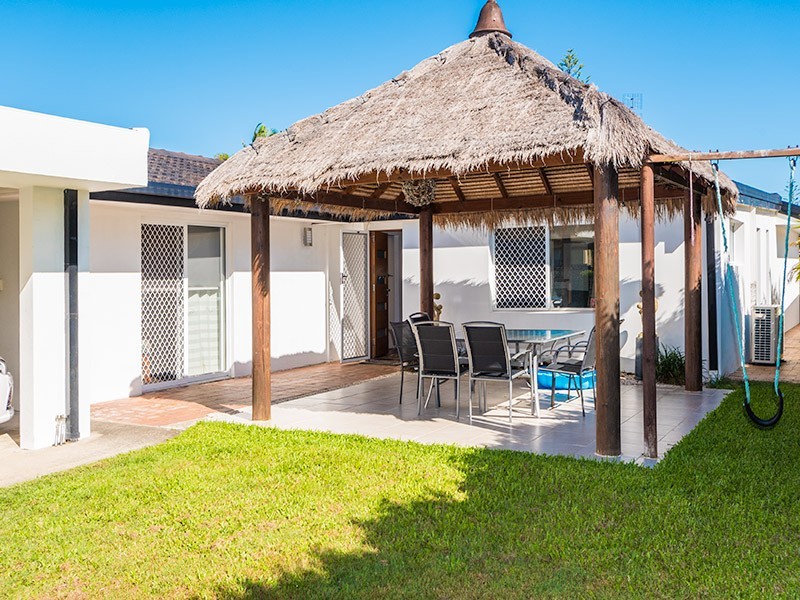 33 Brindisi Avenue, Isle Of Capri QLD 4217