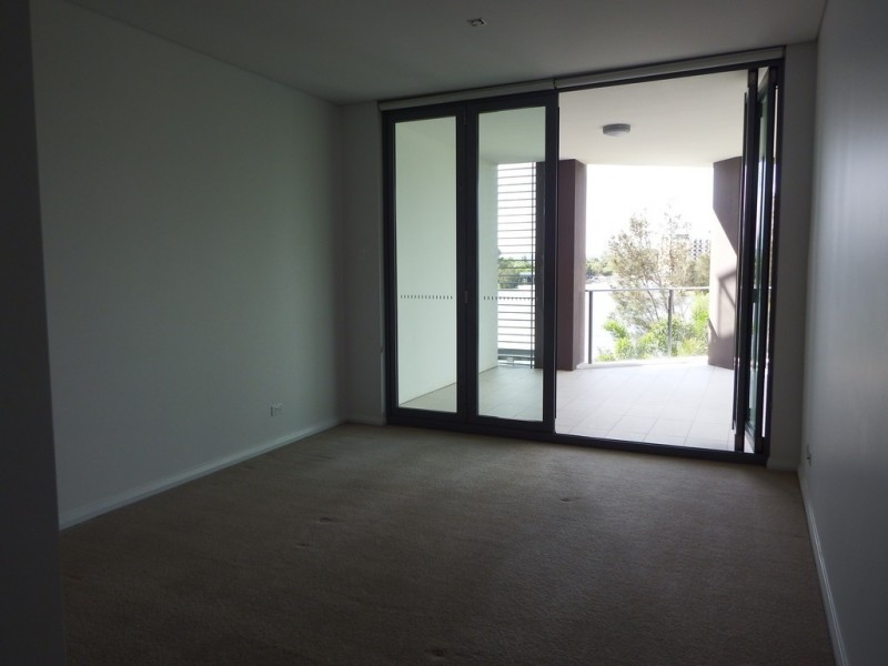 109/22-24 Ben Lexcen Place, Robina QLD 4226
