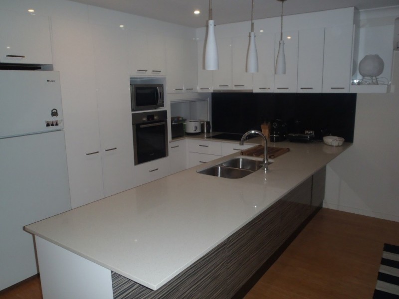 10/5 Australia Ave, Broadbeach QLD 4218