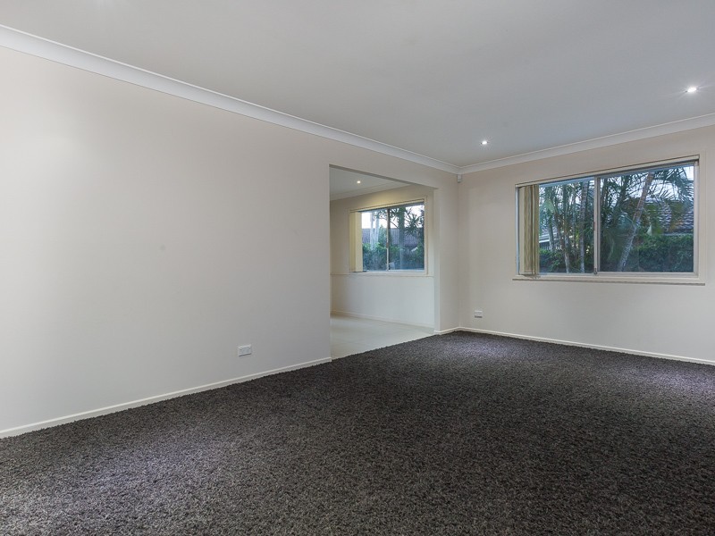 20 Bermuda St, Broadbeach Waters QLD 4218