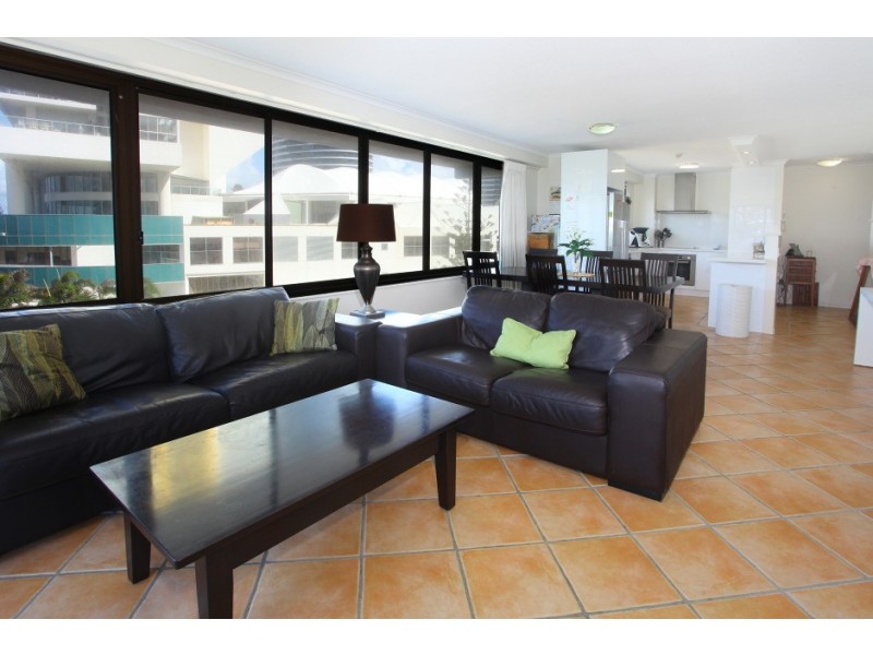 401 ‘South Pacific Plaza’ 157 Old Burleigh Road, Broadbeach QLD 4218