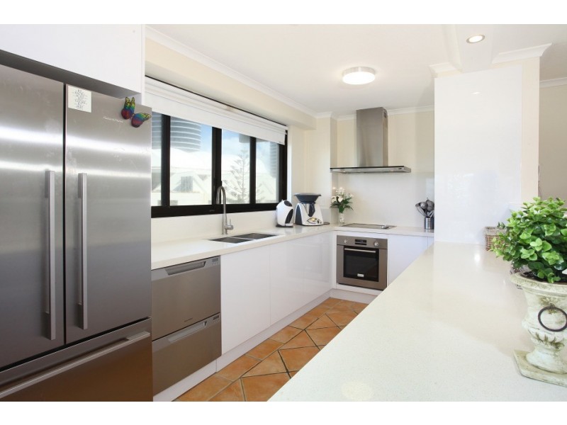 401 ‘South Pacific Plaza’ 157 Old Burleigh Road, Broadbeach QLD 4218