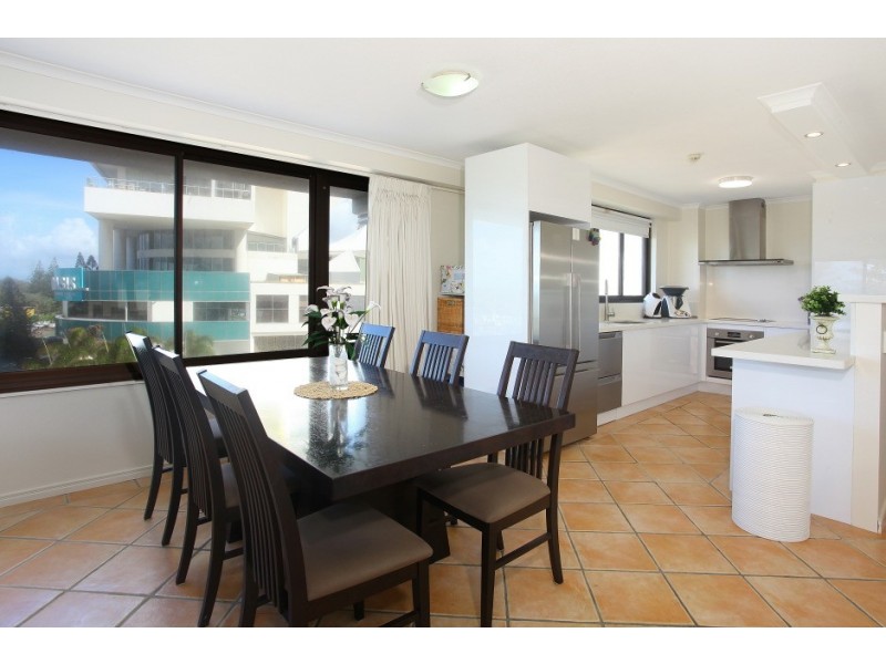 401 ‘South Pacific Plaza’ 157 Old Burleigh Road, Broadbeach QLD 4218
