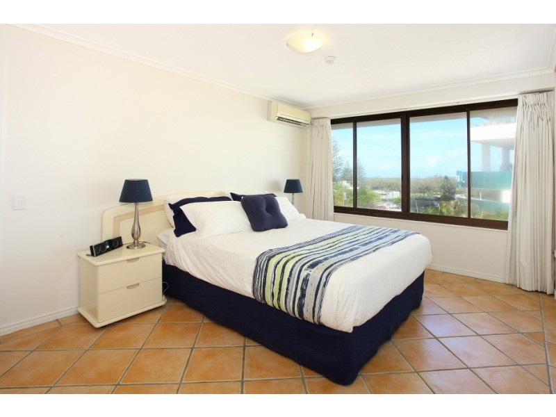 401 ‘South Pacific Plaza’ 157 Old Burleigh Road, Broadbeach QLD 4218