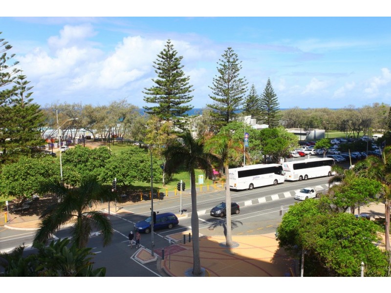401 ‘South Pacific Plaza’ 157 Old Burleigh Road, Broadbeach QLD 4218