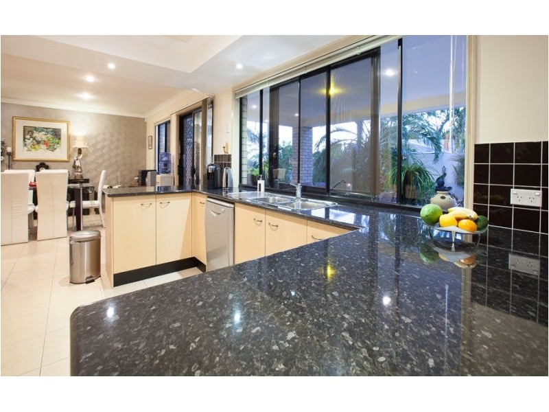 34 Bermuda Street, Broadbeach Waters QLD 4218