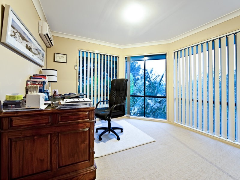 34 Bermuda Street, Broadbeach Waters QLD 4218