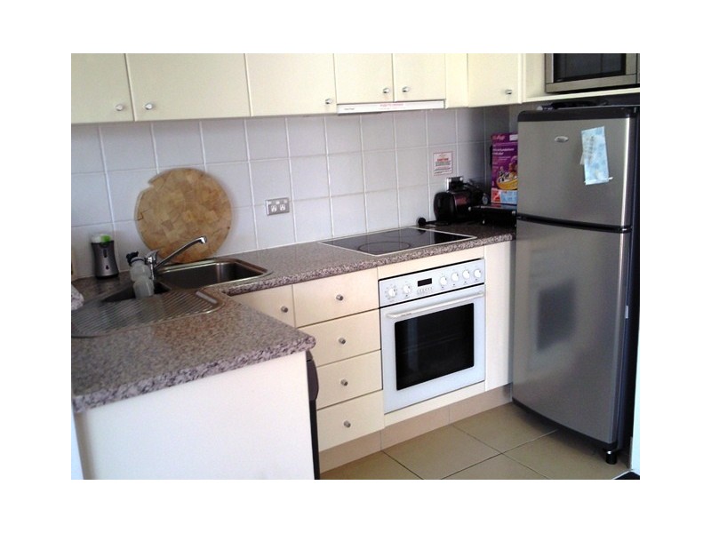 305/198 Surf Parade, Broadbeach QLD 4218