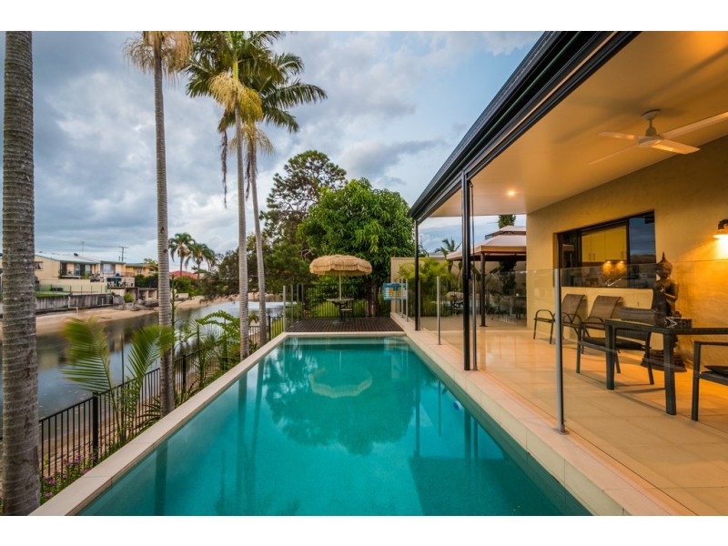 1 Lotus Key, Broadbeach Waters QLD 4218