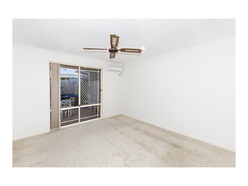2/68 Bayview Street, Runaway Bay QLD 4216
