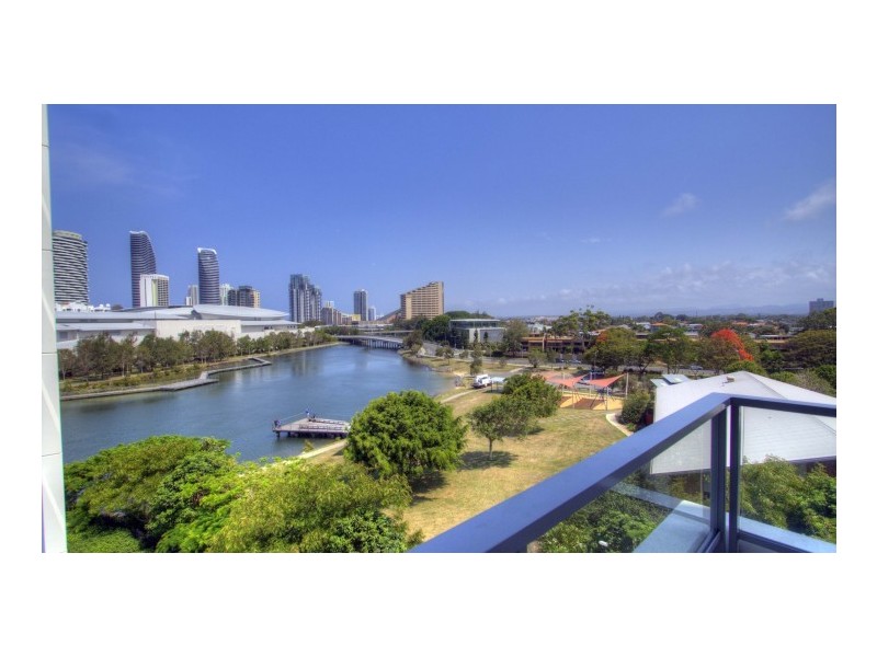 2407 ‘Freshwater Point’ 33 TE Peters Drive, Broadbeach Waters QLD 4218