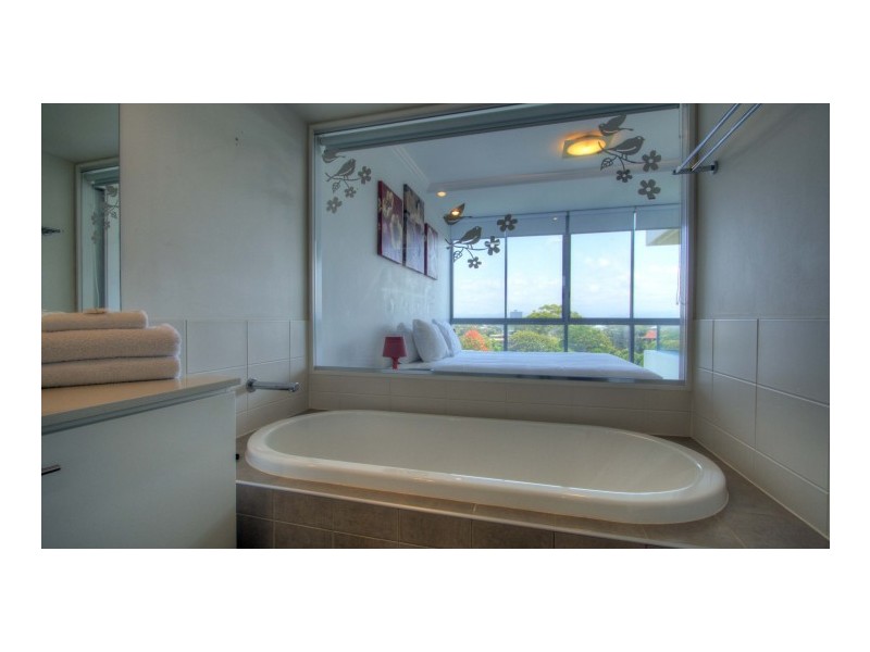 2407 ‘Freshwater Point’ 33 TE Peters Drive, Broadbeach Waters QLD 4218