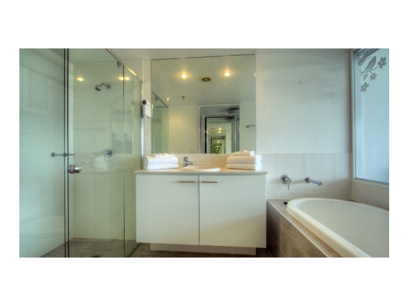 2407 ‘Freshwater Point’ 33 TE Peters Drive, Broadbeach Waters QLD 4218