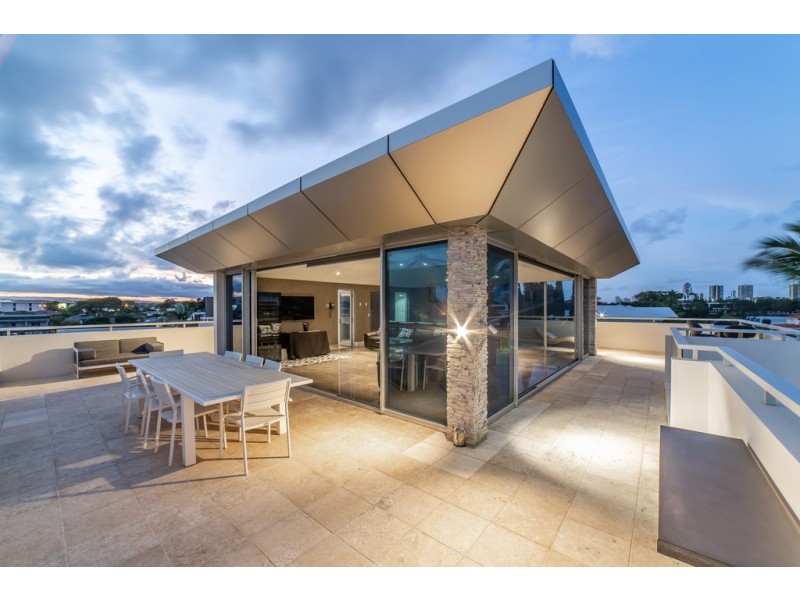 95 Gibraltar Drive, Isle Of Capri QLD 4217