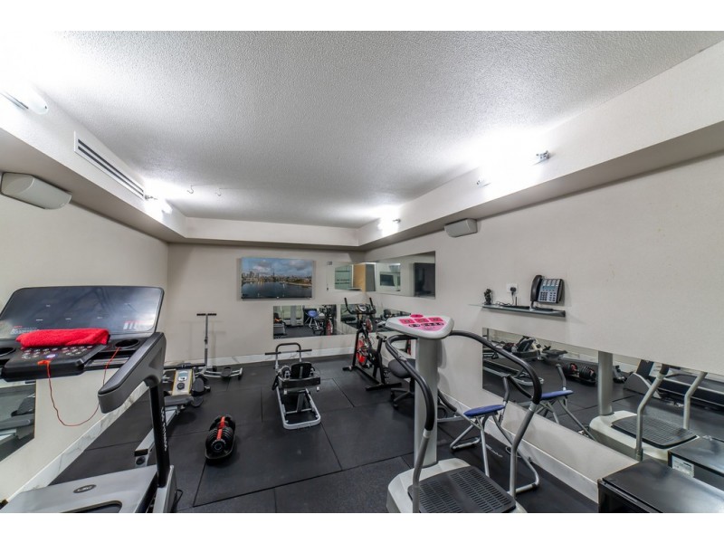 95 Gibraltar Drive, Isle Of Capri QLD 4217