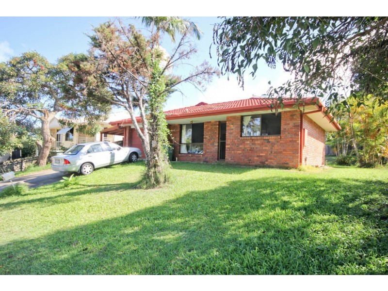 86 Edmund Rice Drive, Southport QLD 4215