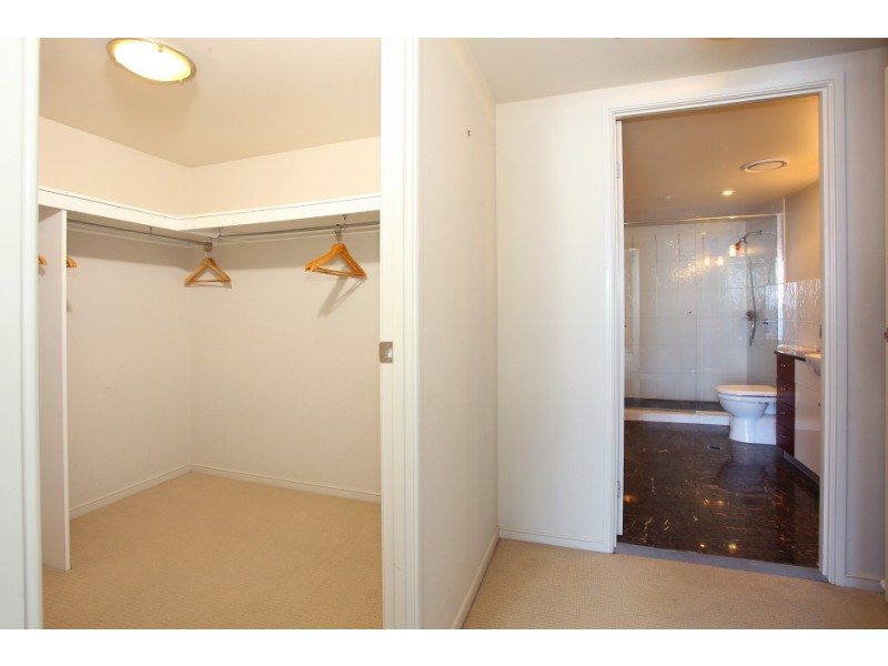 3313 ‘Chevron Renaissance’ 23 Ferny Avenue, Surfers Paradise QLD 4217