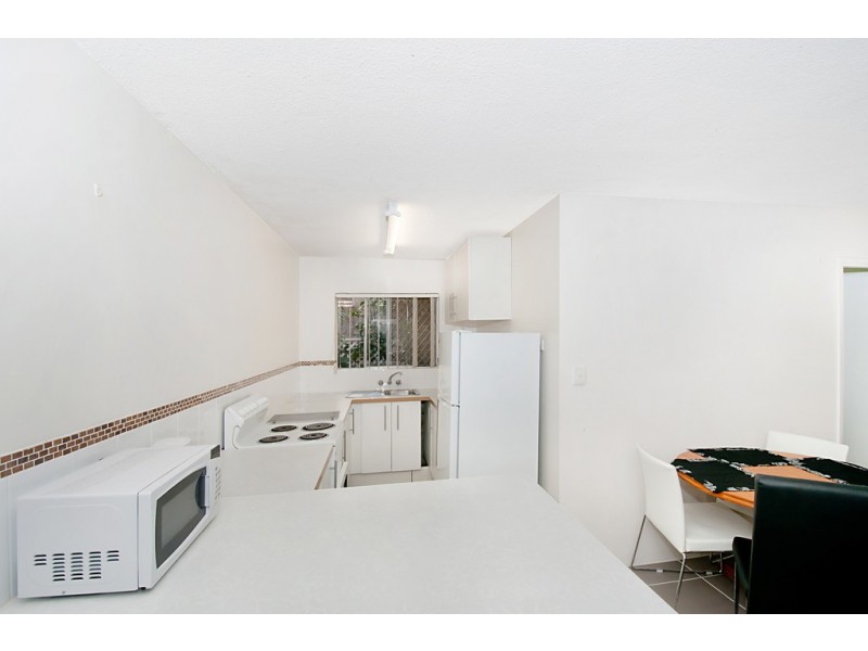 1/19 Sunset Blvd, Surfers Paradise QLD 4217