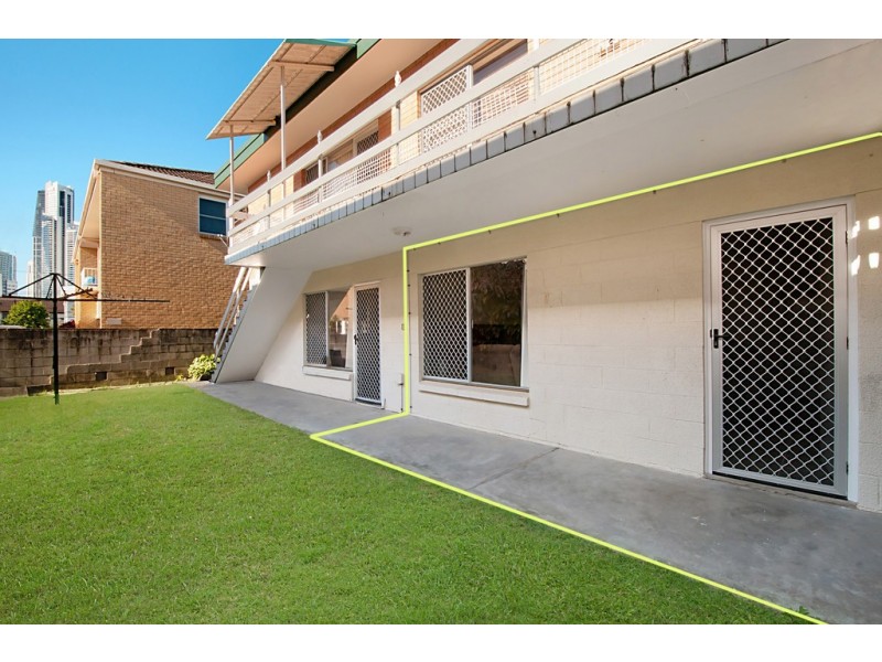 1/19 Sunset Blvd, Surfers Paradise QLD 4217