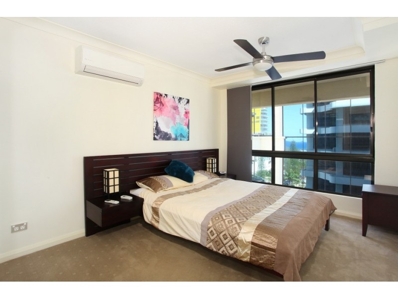 101 ‘Victoria Square’ 15 Victoria Avenue, Broadbeach QLD 4218