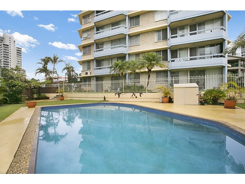 6/3 Old Burleigh Rd, Surfers Paradise QLD 4217