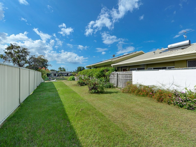39 Kalimna Drive, Broadbeach Waters QLD 4218